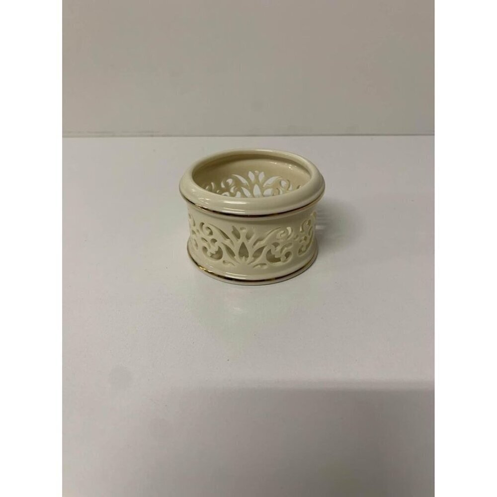 Lenox Pierced Tea Light Votive Ivory Bone China w/ 24k gold trim Candle Holder
